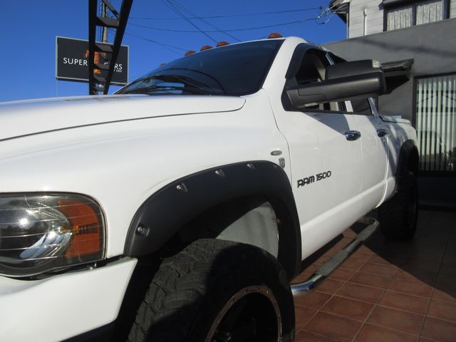 DODGE RAM pickup truck