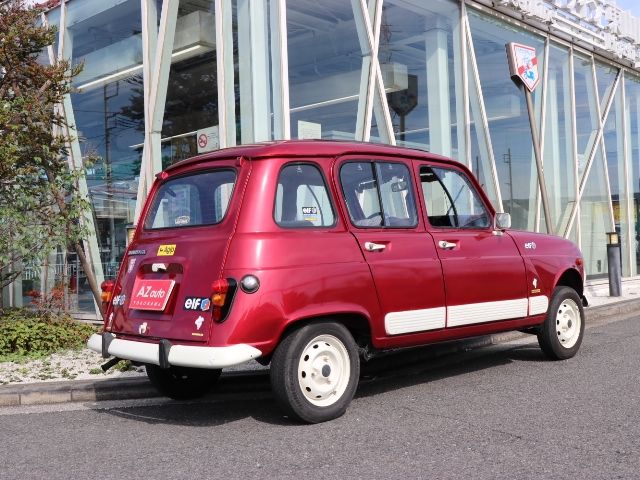 RENAULT Quatre(4)