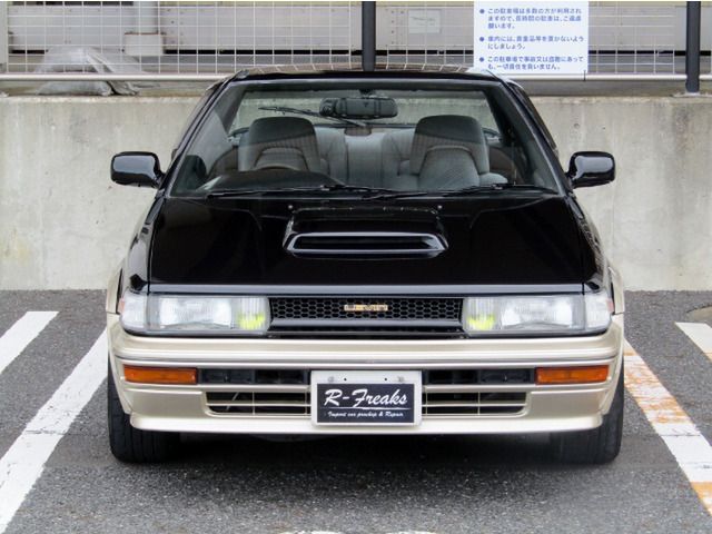 COROLLA LEVIN