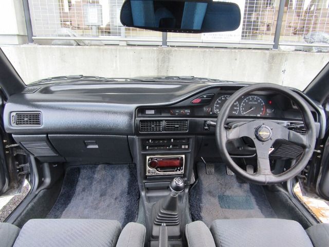 COROLLA LEVIN