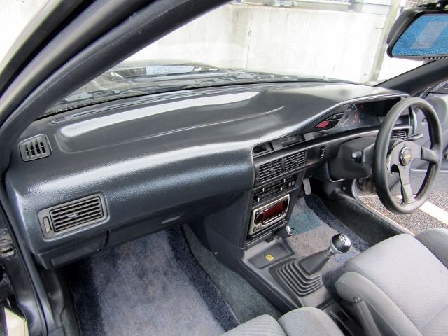 COROLLA LEVIN
