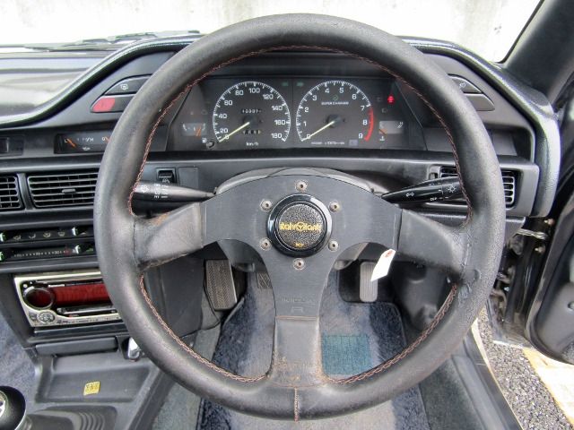 COROLLA LEVIN