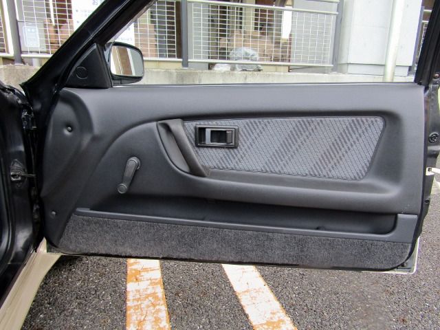 COROLLA LEVIN