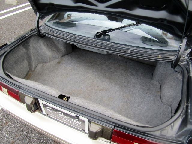 COROLLA LEVIN