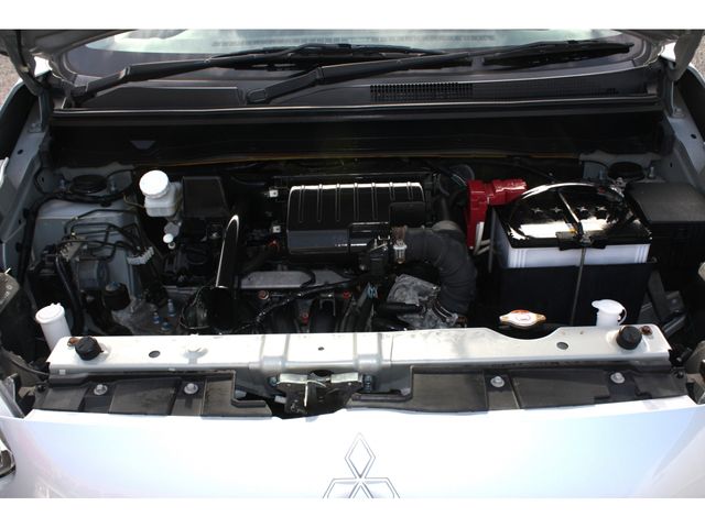 MIRAGE hatchback
