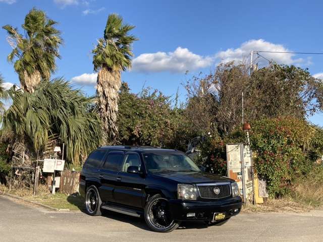 CADILLAC ESCALADE