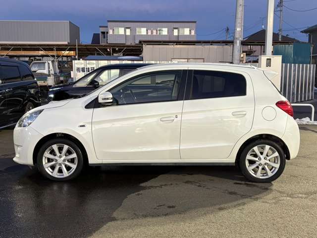 MIRAGE hatchback