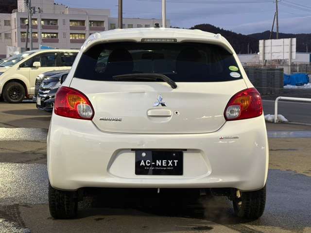 MIRAGE hatchback