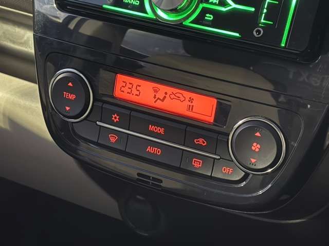 MIRAGE hatchback