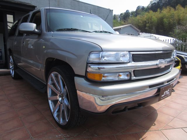CHEVROLET SUBURBAN