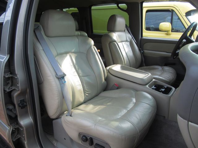 CHEVROLET SUBURBAN