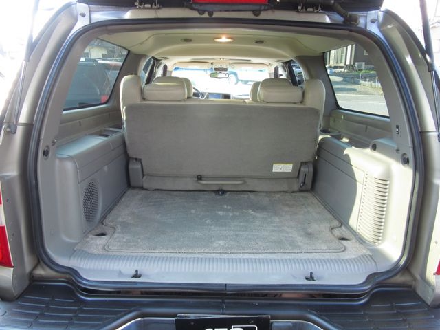 CHEVROLET SUBURBAN