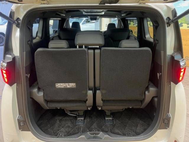ALPHARD hybrid