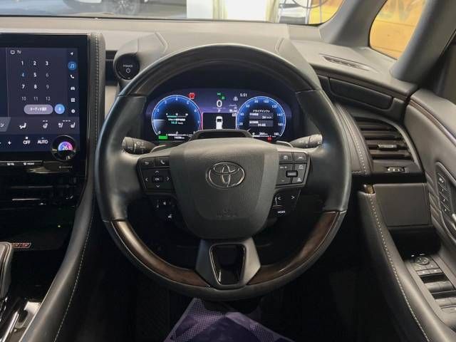 ALPHARD hybrid