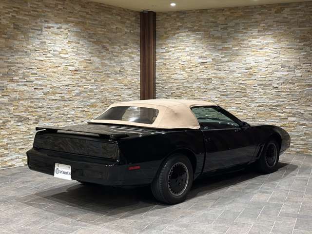 PONTIAC FIREBIRD