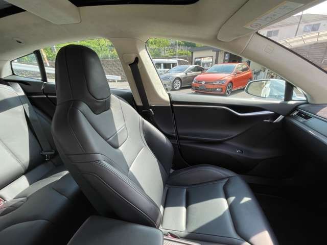 TESLA MODEL S