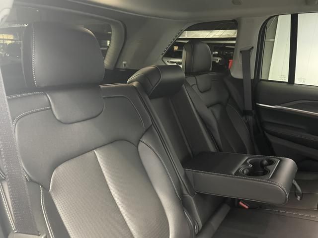 JEEP GRAND CHEROKEE L