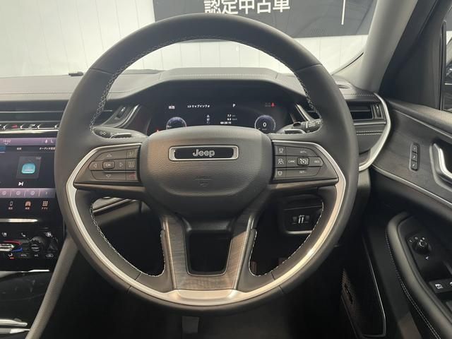 JEEP GRAND CHEROKEE L