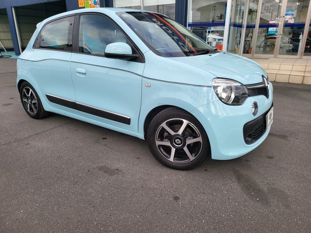 RENAULT TWINGO