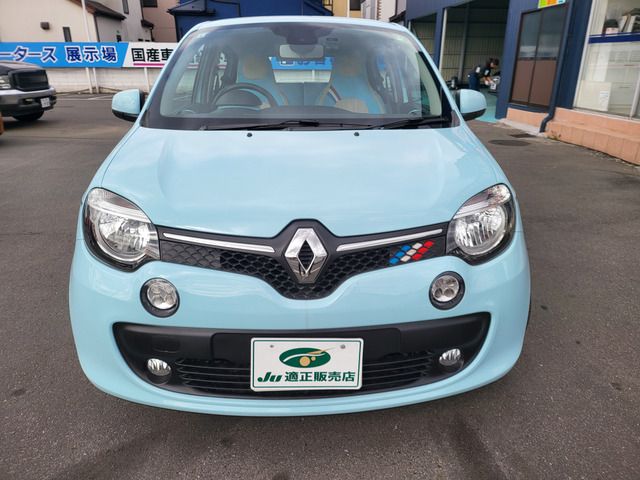 RENAULT TWINGO