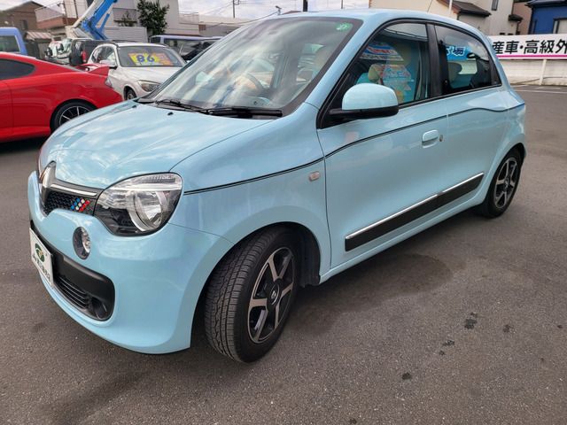 RENAULT TWINGO