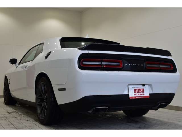 DODGE CHALLENGER