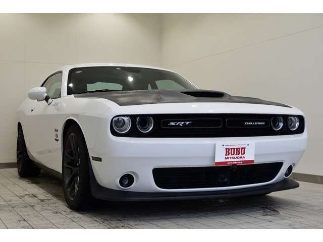 DODGE CHALLENGER
