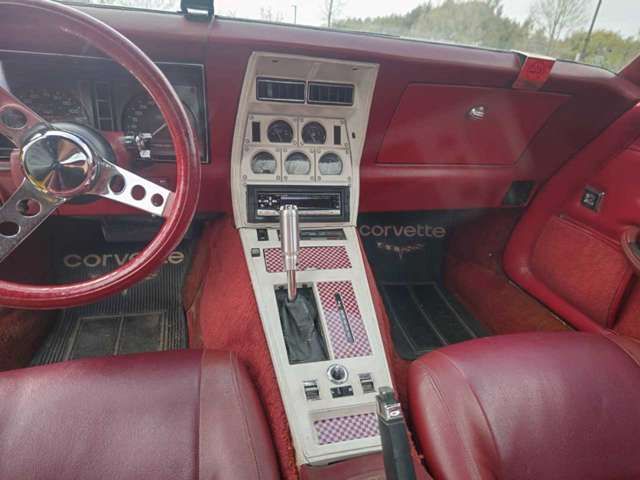 CHEVROLET CORVETTE COUPE