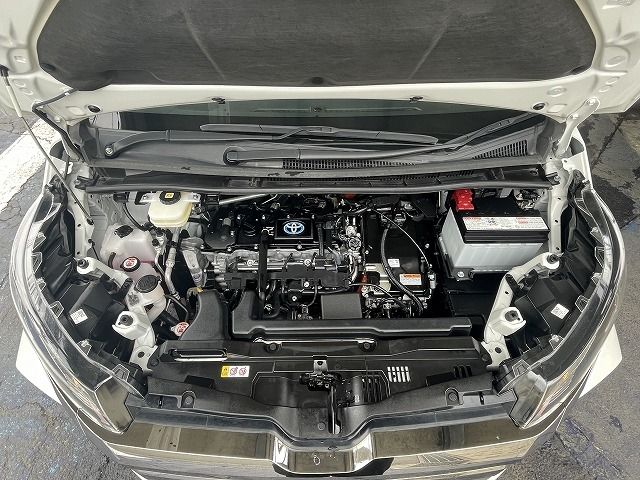 NOAH HYBRID 4WD