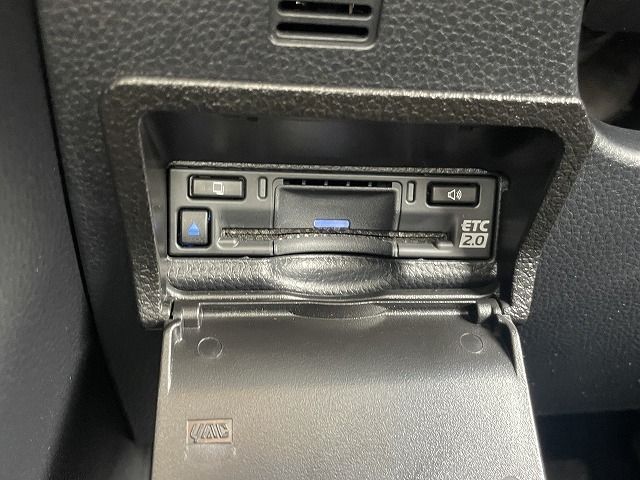 NOAH HYBRID 4WD