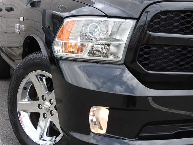 DODGE RAM pickup truck