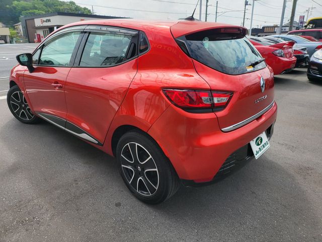 RENAULT LUTECIA