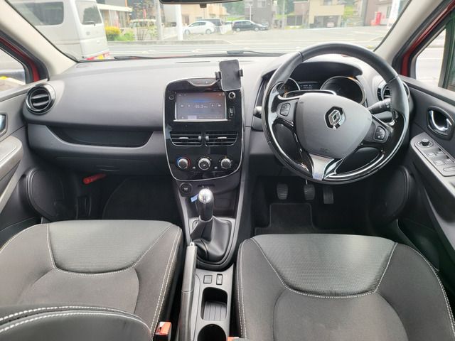 RENAULT LUTECIA