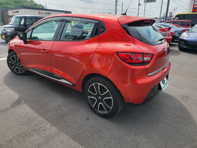 RENAULT LUTECIA