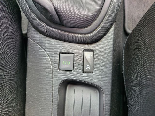 RENAULT LUTECIA