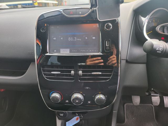RENAULT LUTECIA